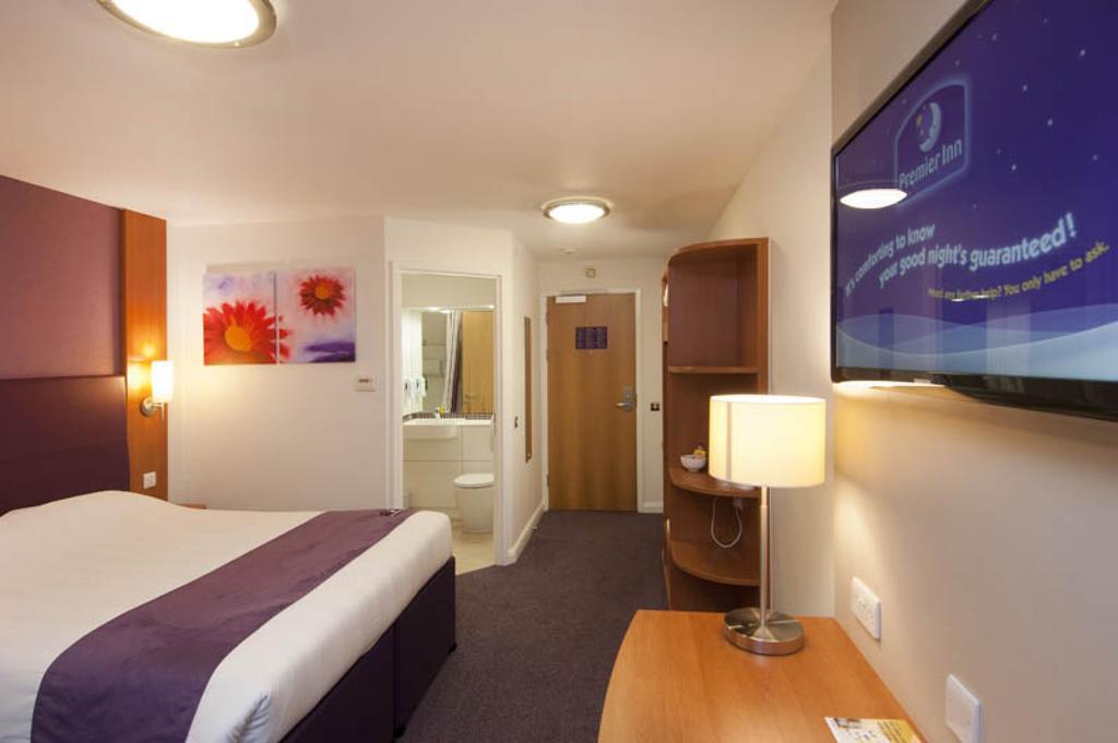Premier Inn Braintree - A120 Exterior foto